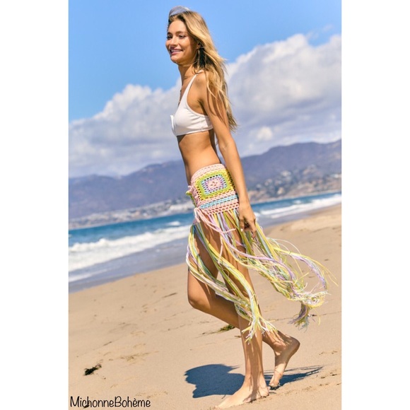 Davi & Dani Pastel Rainbow Crochet Fringed Convertible Top to Skirt - Picture 6 of 16